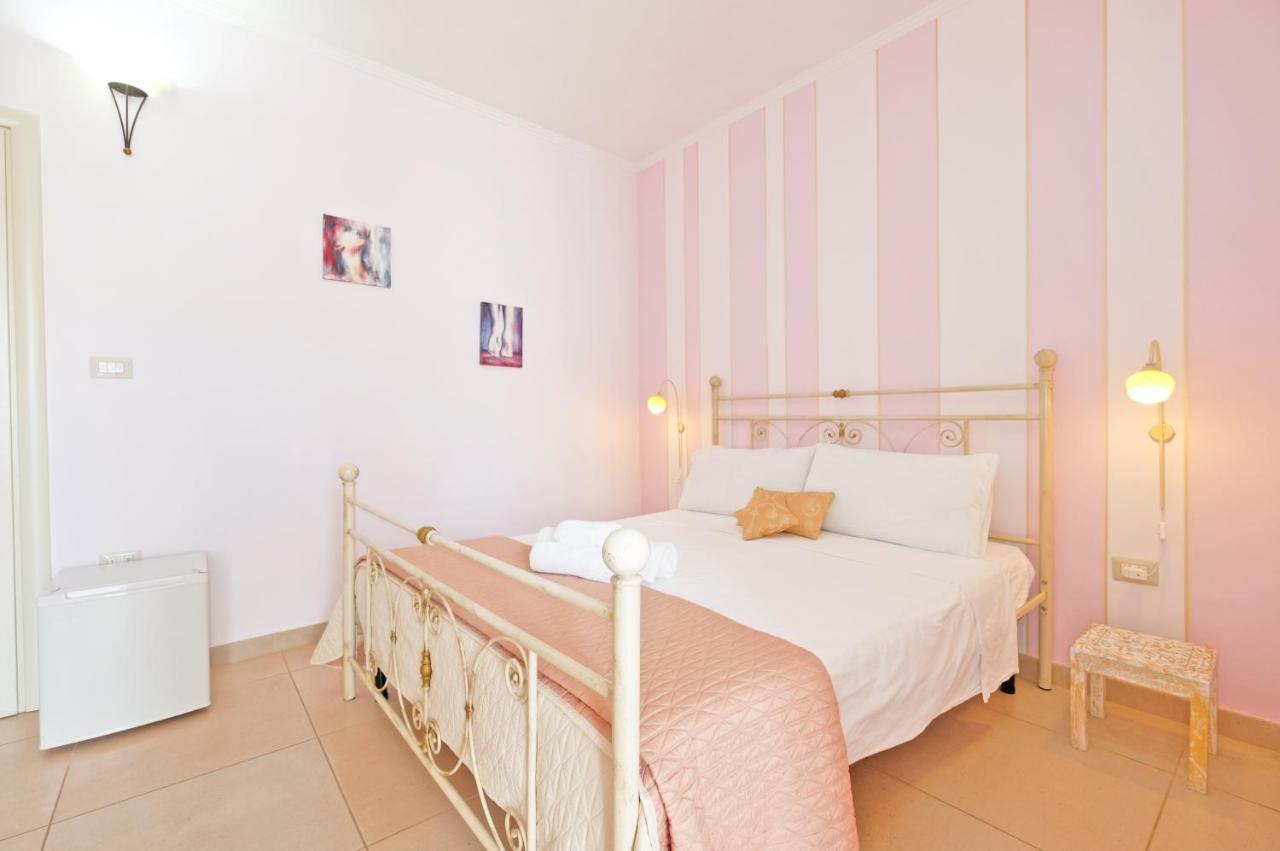 Adua Art Bed & Breakfast Castrignano del Capo Dış mekan fotoğraf