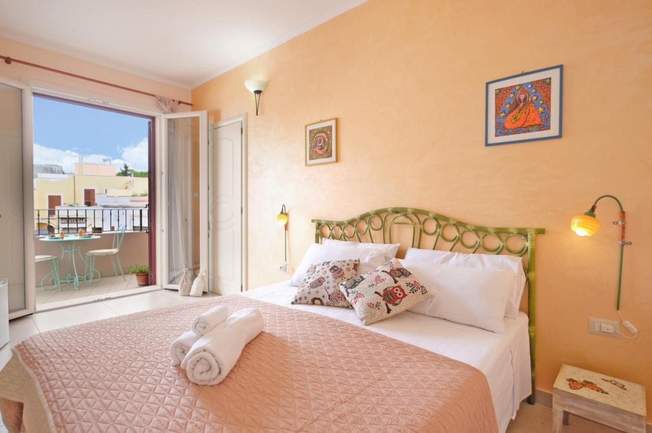 Adua Art Bed & Breakfast Castrignano del Capo Dış mekan fotoğraf
