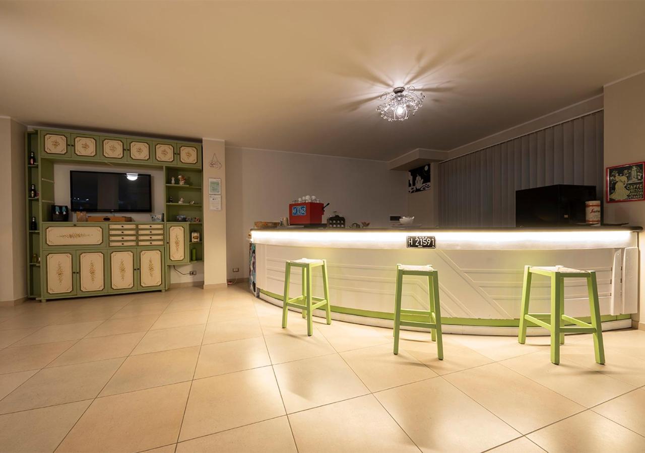 Adua Art Bed & Breakfast Castrignano del Capo Dış mekan fotoğraf